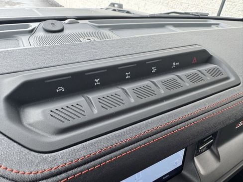 New 2025 Ford Bronco Raptor image 39