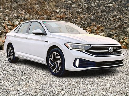 Used 2022 Volkswagen Jetta SEL image 10