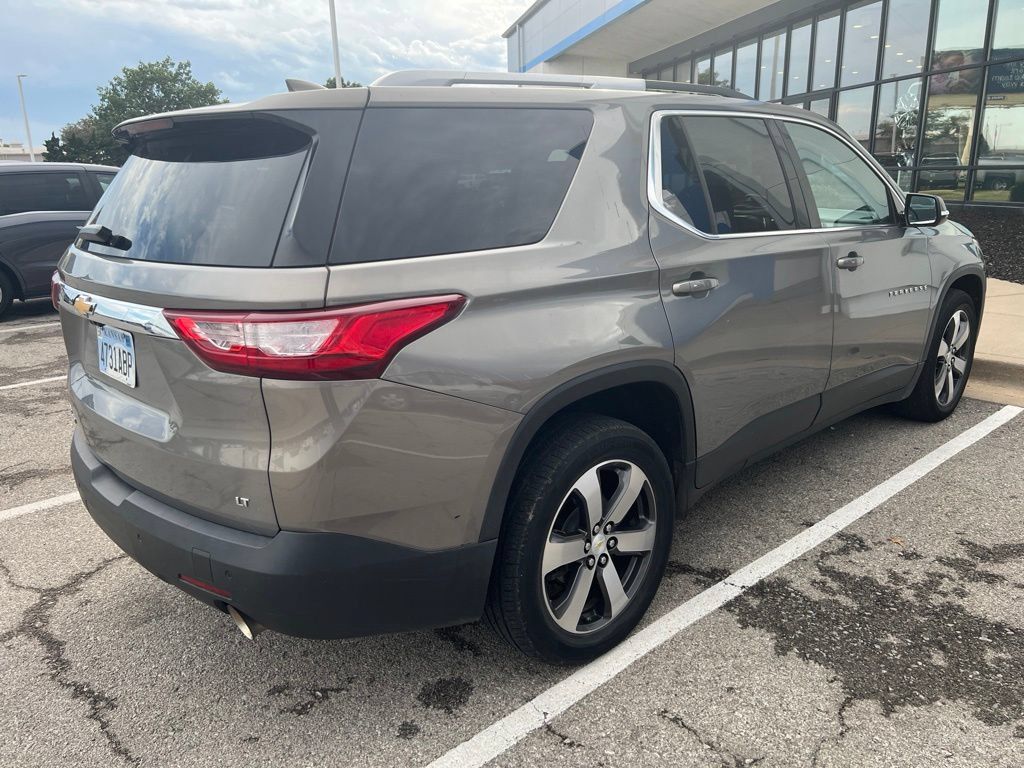 Used 2018 Chevrolet Traverse LT AWD/4WD image 4