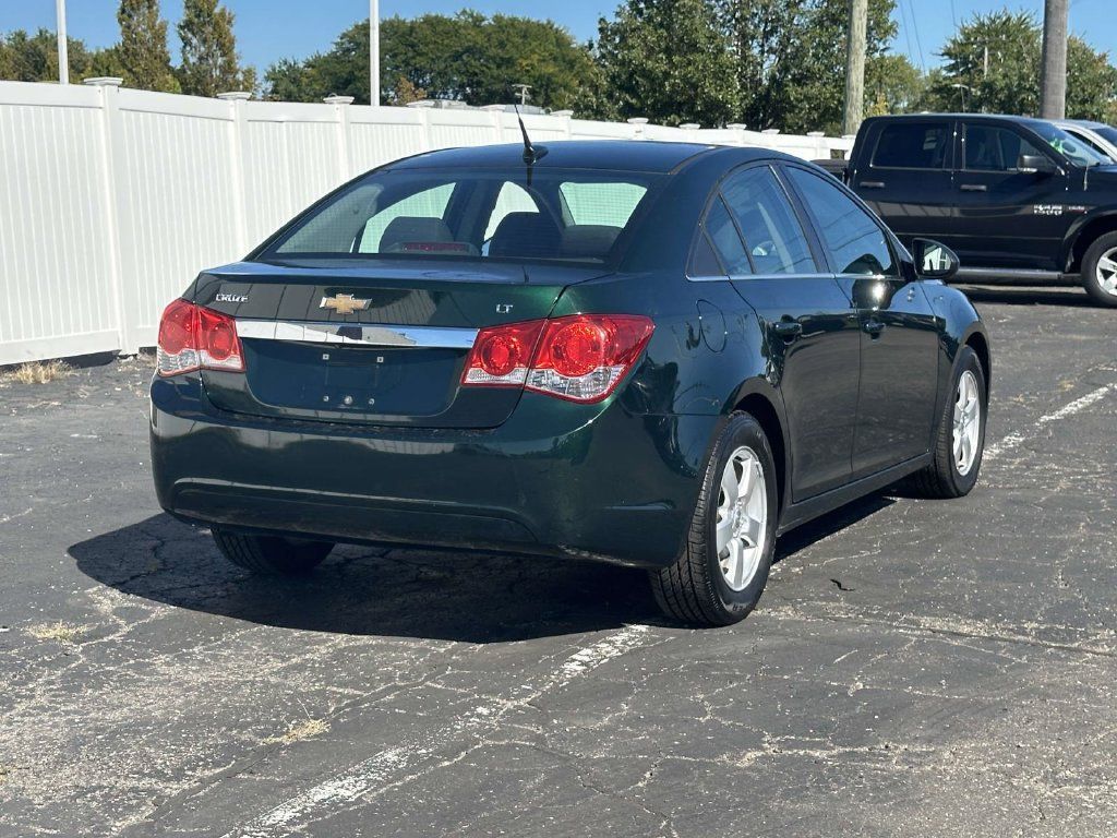 Used 2014 Chevrolet Cruze LT FWD image 4