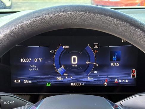 Used 2025 Chevrolet Blazer EV LT AWD/4WD image 26