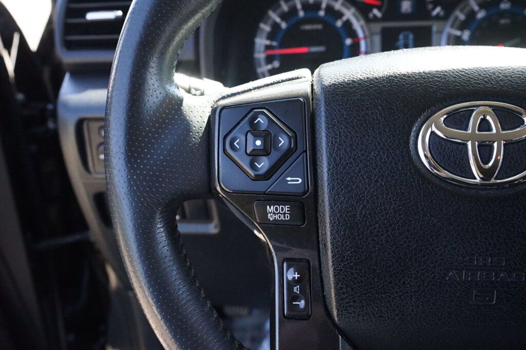 Used 2018 Toyota 4Runner TRD Pro AWD/4WD image 28