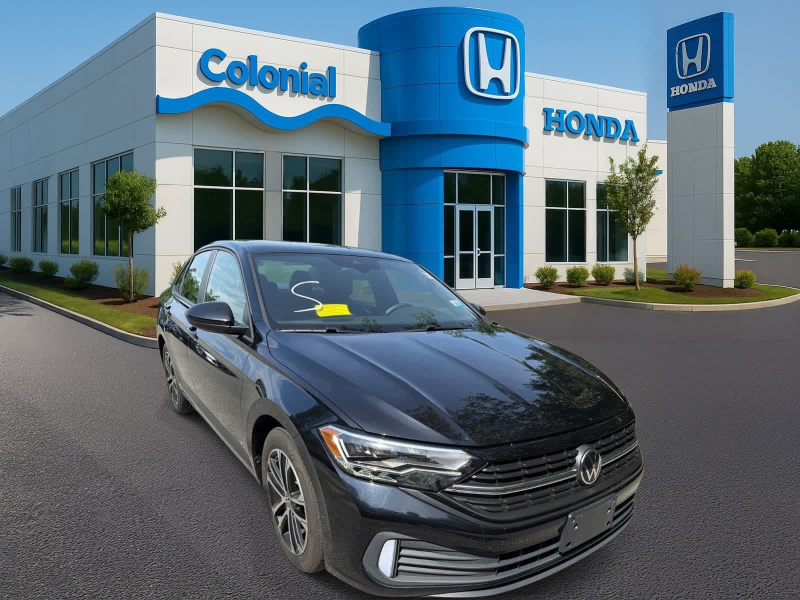 Used 2024 Volkswagen Jetta Sport FWD image 8