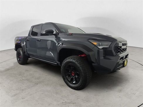 Used 2025 Toyota Tacoma TRD Pro image 7