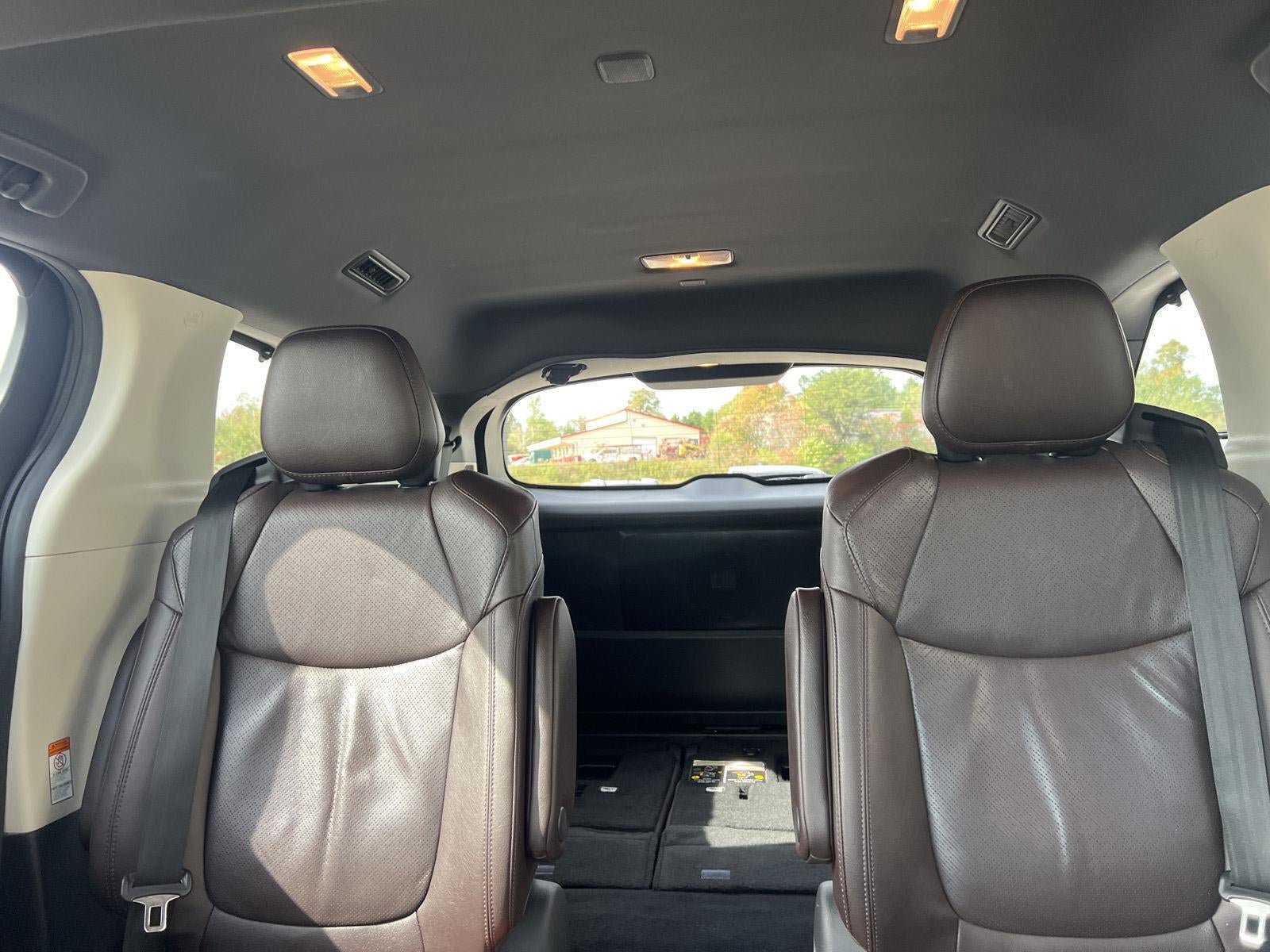 Used 2021 Toyota Sienna Platinum w/ Protection Package (TMS) AWD/4WD image 18