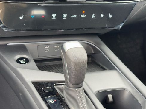 New 2026 Nissan Sentra SV w/ SV Convenience Package FWD image 26
