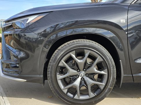 New 2026 Lexus TX 500h AWD image 6