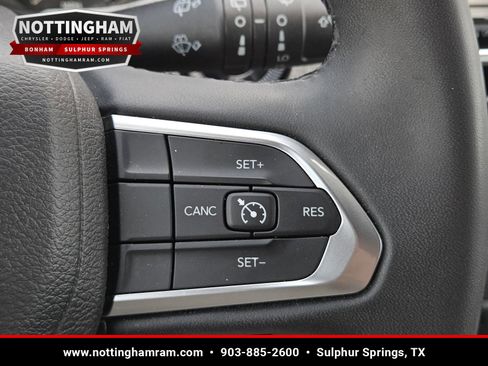 Used 2024 Jeep Compass Latitude AWD/4WD image 20