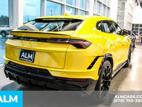 Used 2023 Lamborghini Urus S AWD/4WD image 5