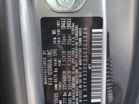 Certified 2025 Kia Sportage EX image 32