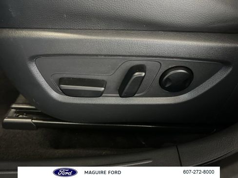 Used 2023 MAZDA CX-50 AWD 2.5 S w/ Premium Plus Pkg image 24