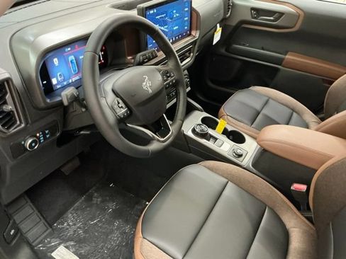 New 2026 Ford Bronco Sport Outer Banks w/ Outer Banks Tech Package+ AWD/4WD image 13