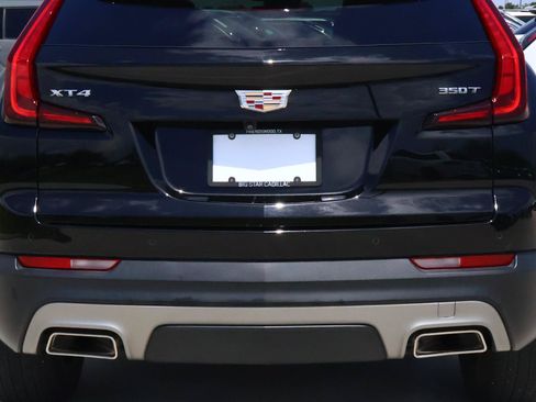 Certified 2023 Cadillac XT4 Premium Luxury FWD image 10