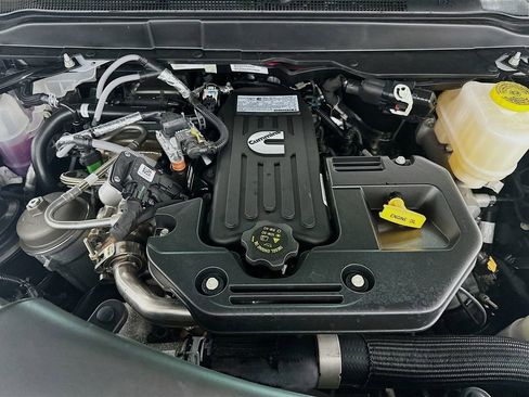 New 2026 RAM 5500 Tradesman w/ Chrome Appearance Group image 17