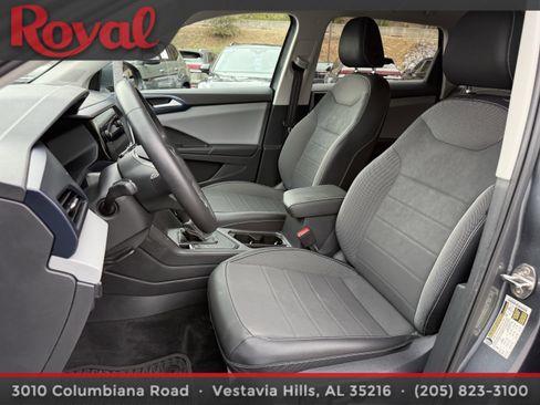 Certified 2022 Volkswagen Taos SE image 14