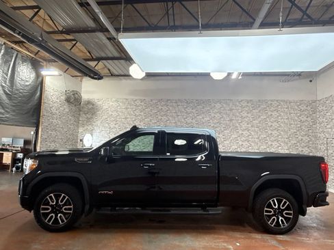 Used 2019 GMC Sierra 1500 AT4 w/ AT4 Premium Package AWD/4WD image 5
