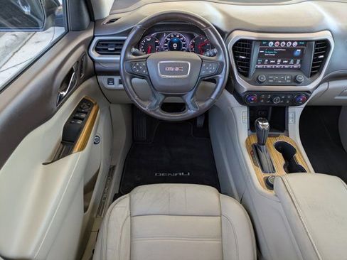 Used 2017 GMC Acadia Denali w/ Technology Package AWD/4WD image 17