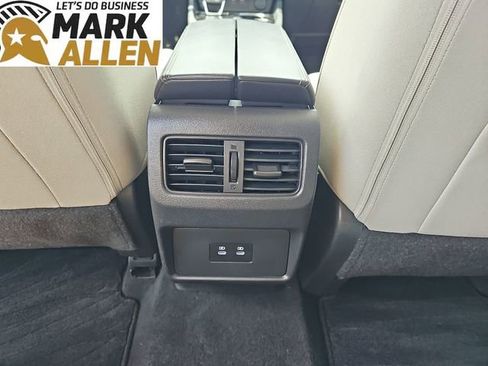 Used 2025 Nissan Rogue SV FWD image 20