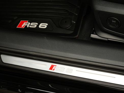 Used 2026 Audi RS 6 performance AWD/4WD image 14