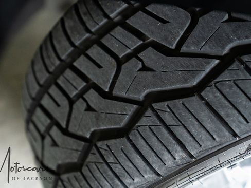 Used 2023 Cadillac Escalade V image 21