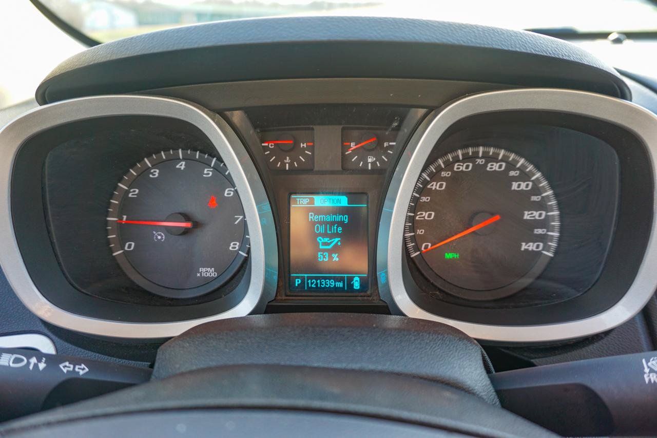 Used 2013 Chevrolet Equinox LS FWD image 12