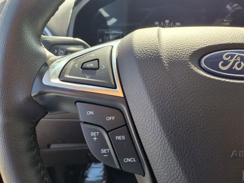 Used 2024 Ford Edge SEL w/ Convenience Package image 14