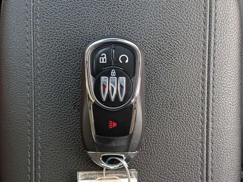 Used 2025 Buick Encore GX Preferred FWD image 33