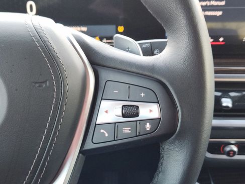 Used 2024 BMW X5 xDrive50e image 27