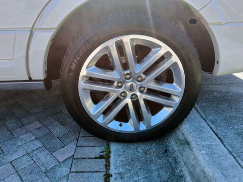Used 2017 Ford Expedition Platinum RWD image 49
