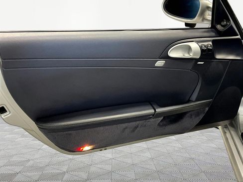 Used 2007 Porsche Boxster S RWD image 18