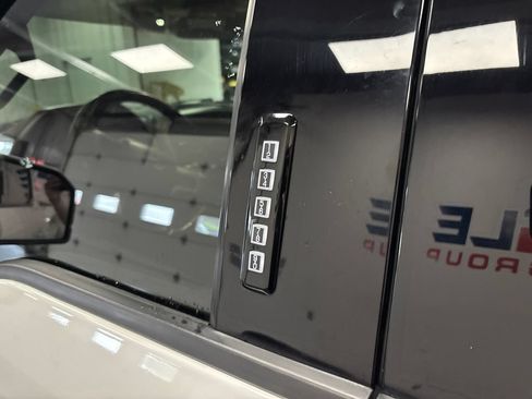 Used 2020 Ford F150 Raptor w/ Equipment Group 802A Luxury AWD/4WD image 18