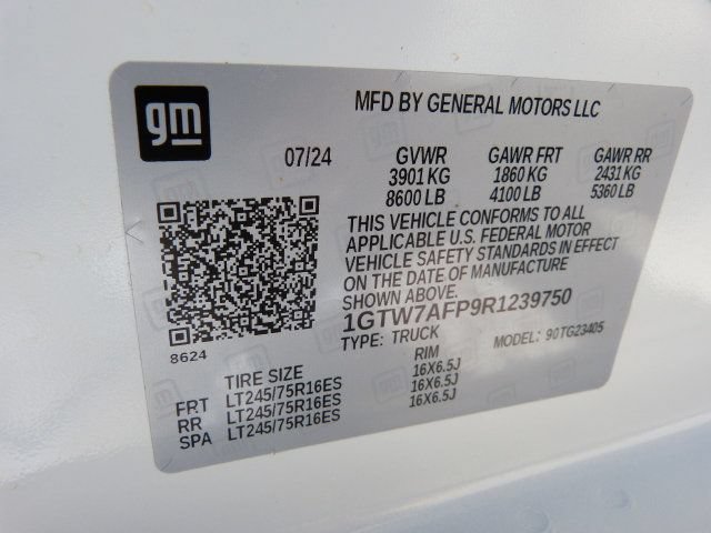 Used 2024 GMC Savana 2500 w/ Driver Convenience Package RWD image 38
