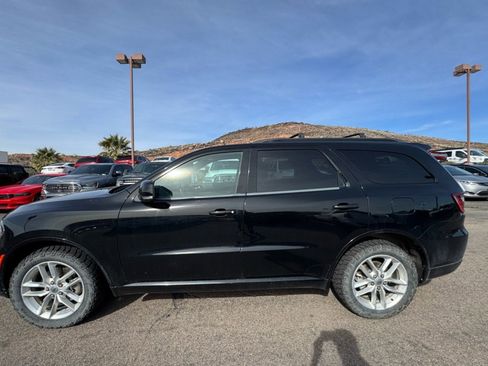 Used 2022 Dodge Durango GT image 2