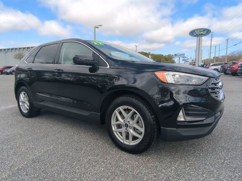 Certified 2022 Ford Edge SEL w/ Convenience Package image 2