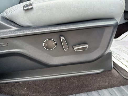 Certified 2021 Ford F150 XLT w/ Equipment Group 302A High image 22