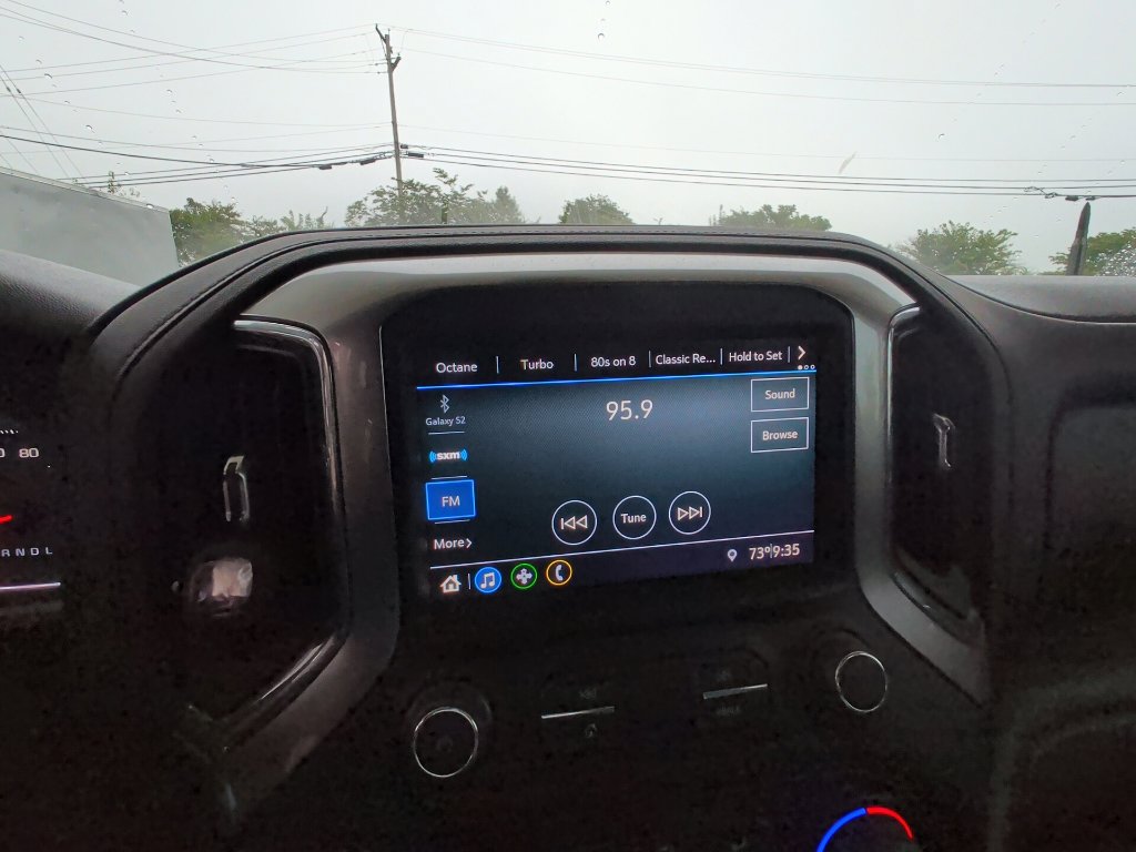 Used 2022 Chevrolet Silverado 1500 RST w/ LPO, Blackout Package AWD/4WD image 7