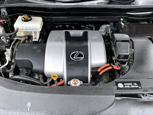 Used 2019 Lexus RX 450h AWD image 32