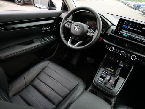 Used 2024 Honda CR-V EX-L image 9