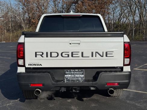 Certified 2025 Honda Ridgeline RTL+ image 4