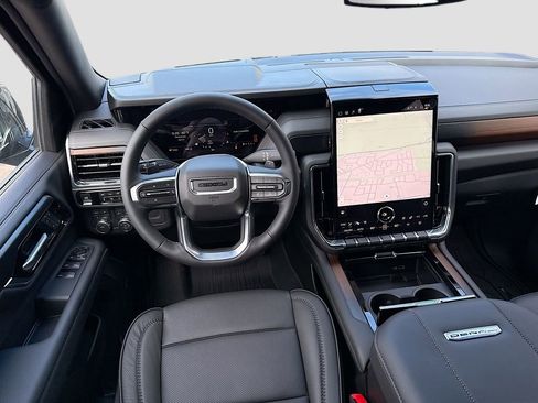 New 2026 GMC Yukon Denali w/ Sun & Power Step Package AWD/4WD image 24