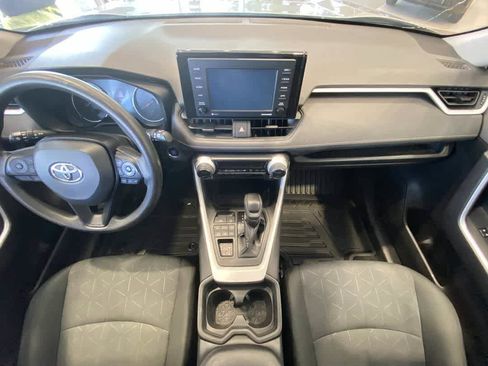 Used 2020 Toyota RAV4 XLE AWD/4WD image 23