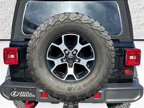 Used 2022 Jeep Wrangler Unlimited Rubicon w/ LED Lighting Group image 13