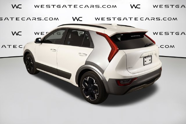 Certified 2023 Kia Niro Wave FWD image 46