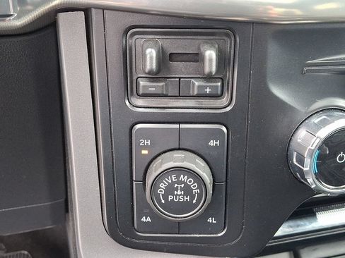 Used 2024 Ford F150 Lariat w/ Equipment Group 502A High AWD/4WD image 26