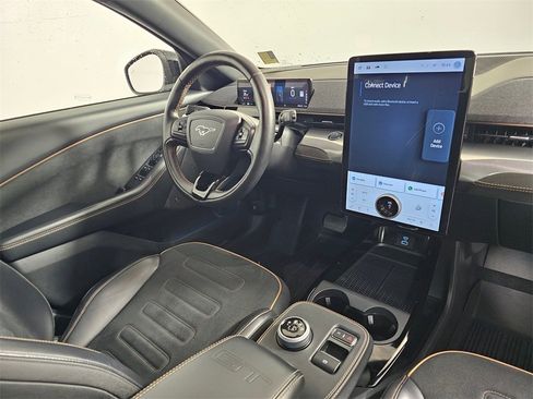 Used 2021 Ford Mustang Mach-E GT image 11