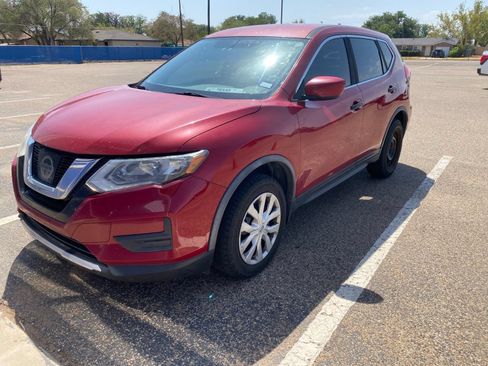 Used 2017 Nissan Rogue S AWD/4WD image 1