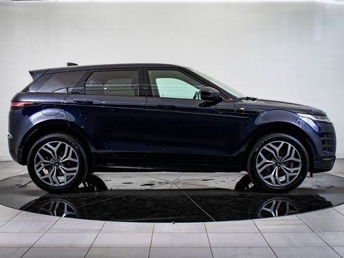 Used 2023 Land Rover Range Rover Evoque R-Dynamic SE image 5