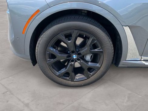 Used 2024 BMW X7 xDrive40i w/ Executive Package AWD/4WD image 14
