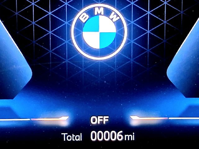 New 2027 BMW X2 xDrive28i w/ Technology Package AWD/4WD image 19