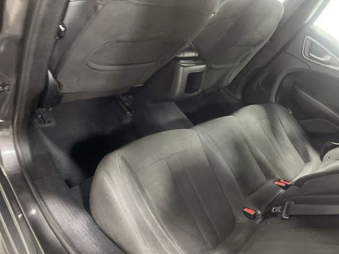 Used 2015 Chrysler 200 Limited w/ Convenience Group FWD image 17